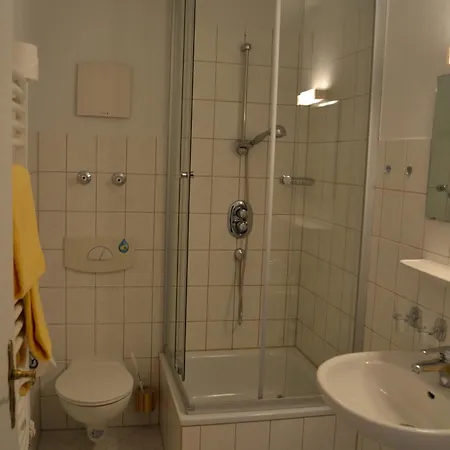 City-hotel 3*