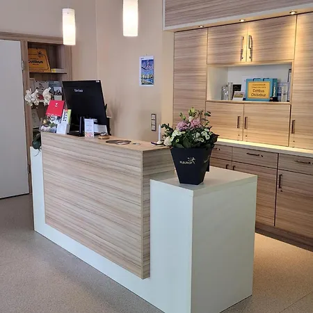 科特布斯城市酒店 3* 科特布斯